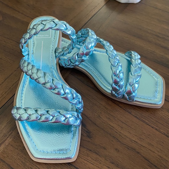 Dolce Vita Iman Sandals - Picture 5 of 12